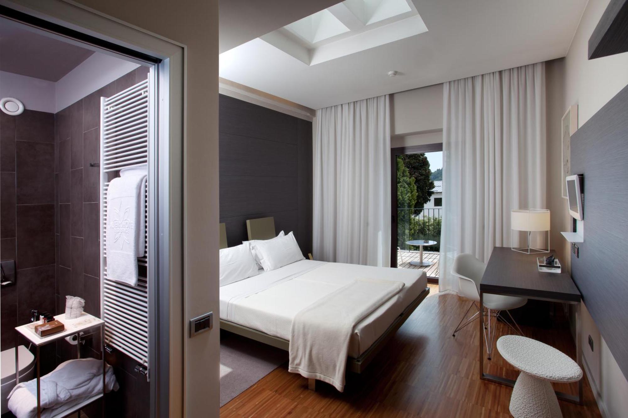 Alter Hotel Barge ภายนอก รูปภาพ